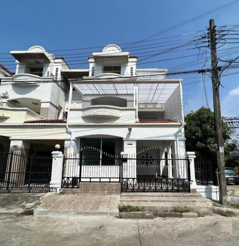 EPL-HR2912 ให้เช่าทาวน์เฮ้าส์  หมู่บ้านกฤษดานคร เฮอริเทจ 28 พื้นที่ใช้สอย 250 ตารางเมตร 4 ห้องนอน 4 ห้องน้ำ 