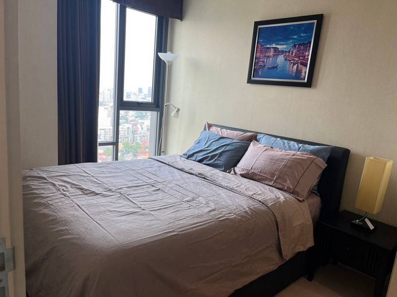 ghd000160R ให้เช่า คอนโด Rhythm Sukhumvit 42 ริทึ่ม สุขุมวิท 42 ขนาด 35 ตรม ชั้น 29 หันหน้าทิศเหนือ ไม่ร้อนราคาเช่า 26,000 บาท/เดือนสนใจติดต่อ:โบ 0937894935Line: @guruhomeddคอนโด ริทึ่ม สุขุมวิท 42 / Rhythm Sukhumvit 42ที่ตั้ง : ถนนสุขุมวิท ซอยสุขุมวิท42 แขวงพระโขนง เขตคลองเตย กทม.รายละเอียด :ขนาดห้อง 35 ตารางเมตร1 ห้องนอน 1 ห้องน้ำ ชั้น 29หันหน้าทิศเหนือ ไม่ร้อนห่าง  mrt เอกมัย 100 เมตร สิ่งอำนวยความสะดวก- Grand Double Volume Lobby- Mailbox- สระว่ายน้ำระ