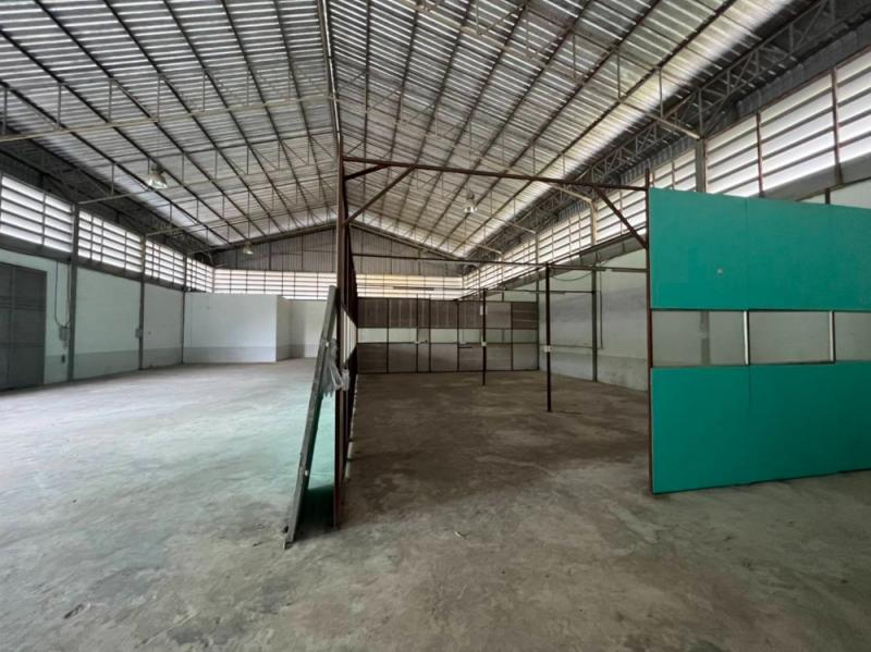 ให้เช่าโกดังพร้อมสำนักงานออฟฟิศ เนื้อที่ 1 ไร่ 50 ตารางวา  อ.บางบัวทอง จ.นนทบุรี