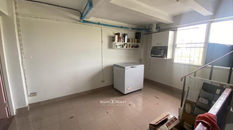 ให้เช่า ตึกแถว 4.5 ชั้น+ดาดฟ้า ริมถนนสุทธิสารวินิจฉัย ถนนเชื่อมระหว่างวิภาวดีและรัชดาภิเษก