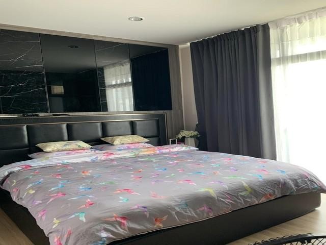 PB3620 ให้เช่าทาวน์โฮม 3.5 ชั้น หลังมุม โครงการ Nirvana DEFINE Srinakarin-Rama 9 ถ.ศรีนครินทร์-ร่มเกล้า