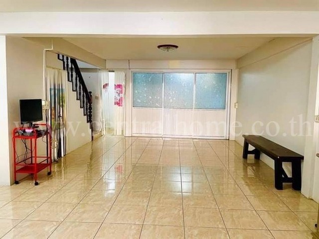 ทาวน์เฮ้าส์ ปิ่นเจริญ 3 สรงประภา ดอนเมือง ใกล้ รถไฟฟ้าสายสีแดง สถานีดอนเมือง