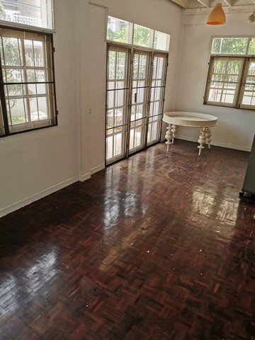 EPL-HR2915 ให้เช่าบ้านเดี่ยวหลังมุม ซอยเย็นอากาศ 1 สาทร4 ห้องนอน 3 ห้องน้ำ ขนาด 71 ตรว. พื้นที่ใช้สอย 300+ ตรม. ไม่มีเฟอร์นิเจอร์