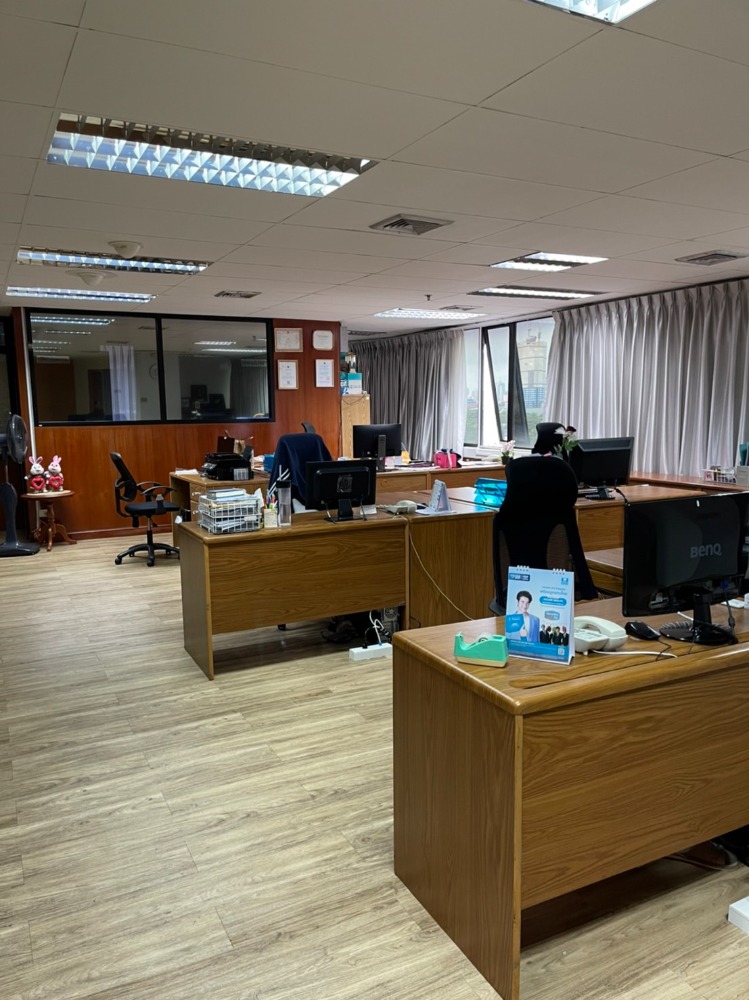 ให้เช่าสำนักงาน พื้นที่ใช้สอย 260.28 ตร.ม. 3 ห้องน้ำ อาคารโอเชี่ยนทาวเวอร์ 1  ใกล้สถานี MRTเพชรบุรีหรือศูนย์ประชุมแห่งชาติสิริกิติ์