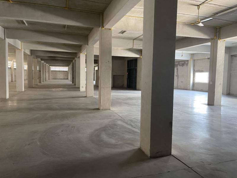 ให้เช่าโกดัง 4 ชั้น หลายขนาด ใกล้เซ็นทรัลพระราม 2  ใกล้วงแหวนอุตสากรรม ใกล้ทางด่วนเส้นบางนา-ตราด