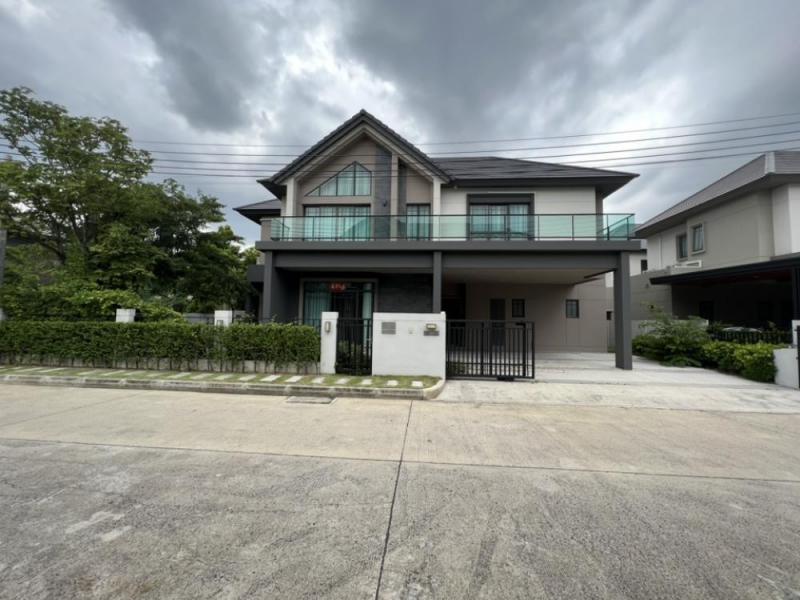 HR6882 ให้เช่าบ้านเดี่ยว 2 ชั้น เนื้อที่ 62.30 ตารางวา  4 ห้องนอน  5 ห้องน้ำ  โครงการบางกอก บูเลอวาร์ด รามอินทรา-เสรีไทย 2สนใจติดต่อคุณสามารถ 0918070863 ID line : samart863ราคาเช่า 150,000  บาทต่อเดือน ประกัน 2 เดือน จ่ายล่วงหน้า 1 เดือน สัญญา 1 ปีบางกอก บูเลอวาร์ด รามอินทรา-เสรีไทย 2 ปล่อยเช่า2 ชั้น เนื้อที่ 62.30 ตารางวา  4 ห้องนอน  5 ห้องน้ำ ข้อมูลเกียวกับโครงการ บางกอก บูเลอวาร์ด รามอินทรา - เสรีไทย 2 BANGKOK BOULE