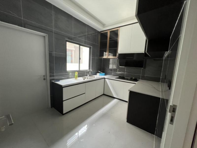 ให้เช่าบ้านเดี่ยว 2 ชั้น เนื้อที่ 62.30 ตารางวา  4 ห้องนอน  5 ห้องน้ำ  โครงการบางกอก บูเลอวาร์ด รามอินทรา-เสรีไทย 2