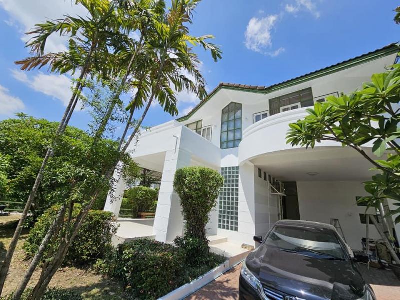 HR2934 ให้เช่าบ้านเดี่ยว 2 ชั้น ซอยรามคำแหง 140 หมู่บ้านโฮมเพลส รามคำแหง 140 เนื้อที่ 95 ตารางวา 4 ห้องนอน 3 ห้องน้ำ เช่า 45,000 บาทค่าเช่า 45,000 บาท/เดือน- ล่วงหน้า 1 เดือน ประกัน 2 เดือน- สัญญาขั้นต่ำ 1 ปีที่ตั้ง ซอยรามคำแหง 140 แขวง สะพานสูง เขตสะพานสูง: ติดต่อ : คุณ เอก  :  061-241 4954   &   083-017 9463   : Line Id : eak2325: กดลิ้งค์เพื่อเเอดไลน์ครับ :  https://line.me/ti/p/A6pc3MToug     :  https://line.me/ti/p/OLEY0bJTsVให้เช่า บ้านเดี่ยว2 ชั้น หมู่บ้านโฮมเพลส ราม