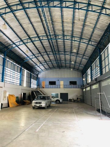 C4211 ให้เช่าโกดังพร้อมออฟฟิศ 1,120 ตารางเมตร ซอยทรงพล2 นครปฐม ใกล้ถนนเพชรเกษมพื้นที่ 1,120 ตารางเมตรสนใจนัดชมติดต่อ รหัสประกาศC4211คุณเฟลม  0638956397ID line : 0638956397: https://line.me/ti/p/LTVhEi9gAFC4211 ให้เช่าโกดังพร้อมออฟฟิศ 1,120 ตารางเมตร ซอยทรงพล2 นครปฐม ใกล้ถนนเพชรเกษมให้เช่าโกดัง ขนาด 1,120 ตารางเมตรพร้องสำนักงานออฟฟิศ- ประตูรีโมท, กล้องวงจรปิด, ระบบน้ำ-ไฟพร้อม- ประตูใหญ่ทางเข้าด้านนอก ล้อมรั้วมิดชิด- รถ