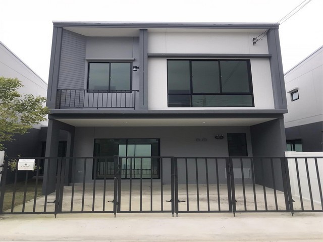 POR3571 ให้เช่า ขาย บ้าน ทาวน์เฮ้าส์ 2 ชั้น  เสนา วิลเลจ รามอินทรา กม.9  SENA Village Ramindra km 9 ใกล้แฟชั่นไอส์แลนด์