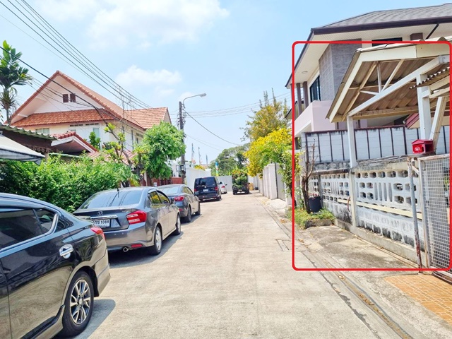 เขตวังทองหลาง เลียบด่วน เอกมัย-รามอินทรา 50 ซอย ลาดพร้าว 83-89 แยก 8 แขวงคลองเจ้าคุณสิงห์ กรุงเทพมหานคร 10310For Rent Detached House 4Air 3-4Bed 2Bath Central East Ville BigC  14,998-18,999 B-M Nawamin Ladprao85-89 Liab Duan Night Market 50 Sq.wa 192 Sqm. CDC 51ตรว. 195 ตรม.51Sq.wa 195 Sqm.เลียบด่วนรามอินทรา#ลาดพร้าวตอนกลาง#โชคชัย4#ลาดพร้าว71 นาคนิวาสวีดีโอของจริง 09/04/2566https://youtube.com/shorts/Nz_1ekfF_Gg-ที่จอดรถ 2 คัน-แอร์ 4 ตัว-เครื่องทำน้ำอุ่นบ้านเดี่ยวชั้นครึ่ง-3 ห้องนอน-2 ห้องน้ำ-1 ห้องรับแขกสถานที