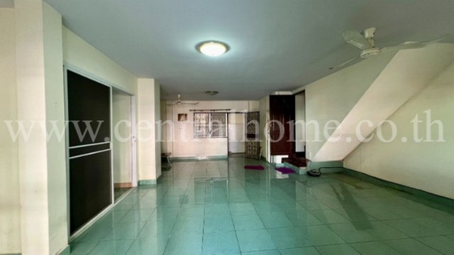 ทาวน์เฮ้าส์ พรพิมาน วิลล์ รังสิต - คลอง 5 หลังมุม ใกล้ ฟิวเจอร์พาร์ครังสิต