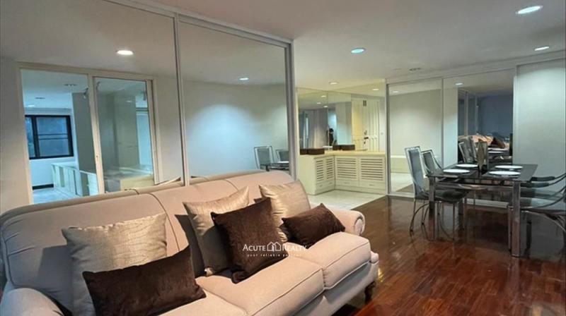 ให้เช่าคอนโด ลาเมซอง ร่วมฤดี ห้องเพิ่มรีโนเวทใหม่ ทำเลดีมาก ใกล้รถไฟฟ้าและทางขึ้น-ลงทางด่วน 3 ห้องนอน 3 ห้องน้ำ 180 ตร.ม. ขนาด 180 ตร.ม. ห้องครัวตกแต่งใหม่พร้อมเครื่องใช้ไฟฟ้า เหมาะสำหรับครอบครัวที่ต้องการพักอาศัยใจกลางเมืองให้เช่า 60,000 บาท/เดือนรหัสทรัพย์ : C-661212-0007  สนใจติดต่อ : 02-541-4999 หรือ 085-664-5000และ Line ID : @acr_sale879 (มี@ด้วย) รบกวนติดต่อแอดมินก่อนนะคะ