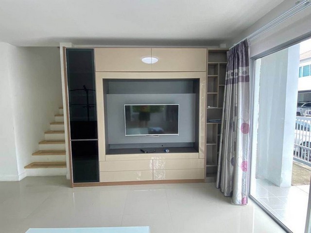 ให้เช่าบ้านเดี่ยว atoll lanta resort life ย่านบางนา เนื้อที่  53.5 ตารางวา  หลังมุม ใกล้ ห้างเมกะบางนา  ใกล้จุดขึ้นลงทางด่วน