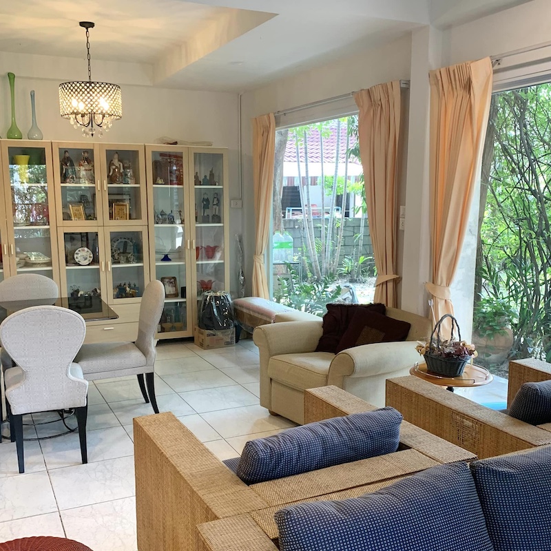 BS740 ขายบ้านเดี่ยวหลังใหญ่ 2ชั้น สัมมากร รามคำแหง 112  ทำเลยอดนิยมเนื้อที่ 120 ตรว. ติดรถไฟฟ้า ร่มรื่นด้วยต้นไม้แบบรีสอร์ท