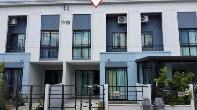 ขายด่วนทาวน์เฮ้าส์ 2 ชั้น โครงการพลีโน่ รังสิต ซอยโรงพยาบาลเซนต์คาร์ลอส