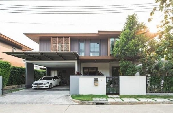  ขายบ้านเดี่ยว2 ชั้น บุราสิริ พัฒนาการ เนื้อที่ 76 ตรว มี 4 นอน 4 น้ำ