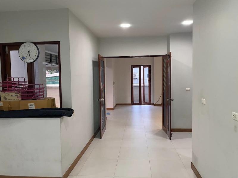 ขายบ้านเดี่ยว 3 ชั้น ซอยบางกระดี่ 1 ย่านแสมดำ บางขุนเทียน พระราม 2