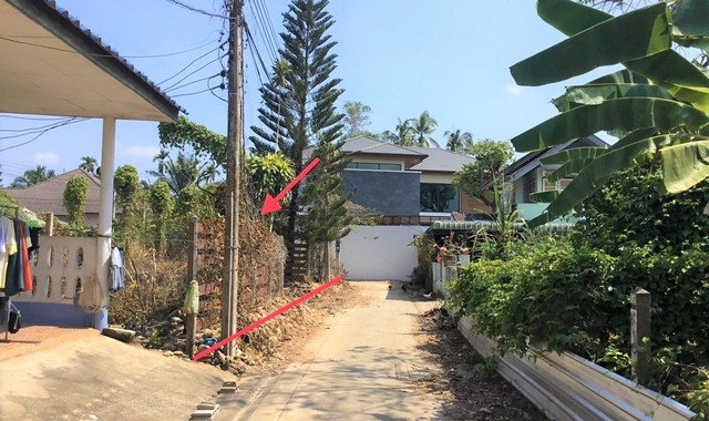 รายละเอียดเพิ่มเติม Code ID : PKK02-12730  ราคาขาย 2,586,000  บาท- ขนาดพื้นที่ :  141.40 ตร.ว. - พื้นที่ใช้สอย :  88.00 ตร.ม. - จำนวนห้อง :  1 ห้องนอน 1 ห้องน้ำ  - ที่จอดรถ :    1   คัน- บ้านหันทางทิศ : ตะวันออกเฉียงเหนือ พิกัดทรัพย์ : https://maps.app.goo.gl/WawWAHxCUc9mx79o9    สถานที่ใกล้เคียง- ใกล้โรงพยาบาลชุมพรเขตรอุดมศักดิ์- ใกล้โอเชี่ยน ชอปปิ้งมอลล์ ชุมพร - ใกล้โลตัส โกเฟรช ปรมินทร์มรรคา- ใกล้ดีฟาร์มช็อป สาขาชุมพร สอบถามเพิ่มเติม/�