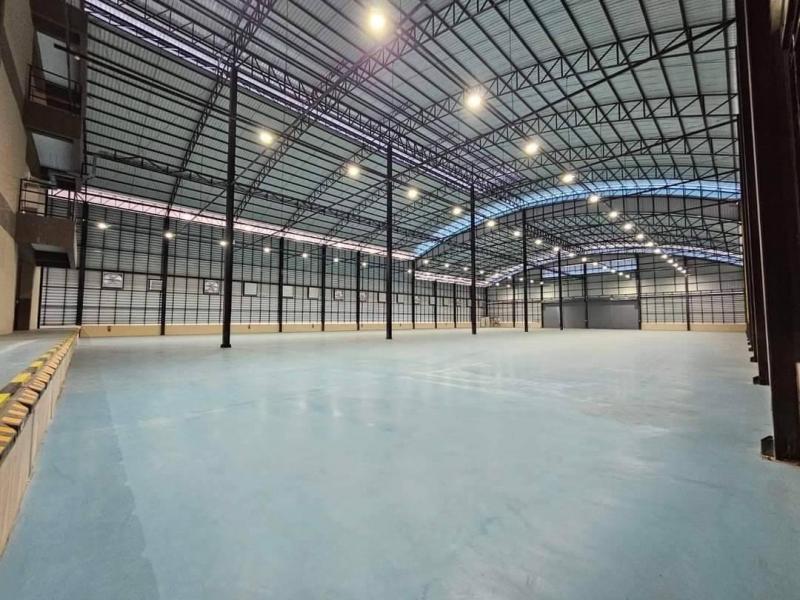 ให้เช่าคลังสินค้าในนิคมอุตสาหกรรมแหลมฉบัง เขต Freezone1 พท.9,000 ตร.ม.