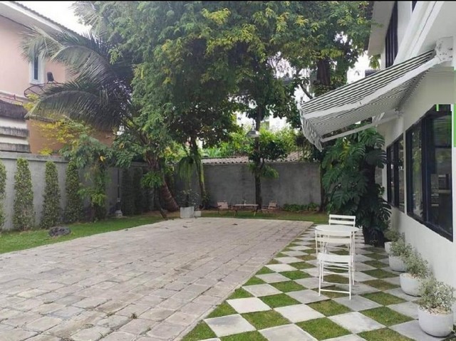 ให้เช่าบ้านเดี่ยว2ชั้น 400 ตร.ม. ย่านสะพานควาย อารีย์ อินทามระ จอดรถ 10 คัน