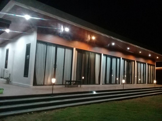 ขายที่ดิน พร้อมบ้านพักตากอากาศ 1 หลัง เนื้อที่ 2-0-44 ไร่ อัมพวา สมุทรสงคราม