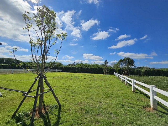 ขายด่วนที่ดิน ภูภิรมย์ เขาใหญ่  ที่ดินสวย วิวเขาใหญ่ ตั้งอยู่ตำบนหมูสี เขาใหญ่ แบ่งขายในราคาทุน