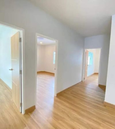 บ้านเดี่ยว 2 ชั้น รีโนเวทใหม่ แปลงมุม ในโครงการ สวนสวย ร่มรื่น เงียบสงบ