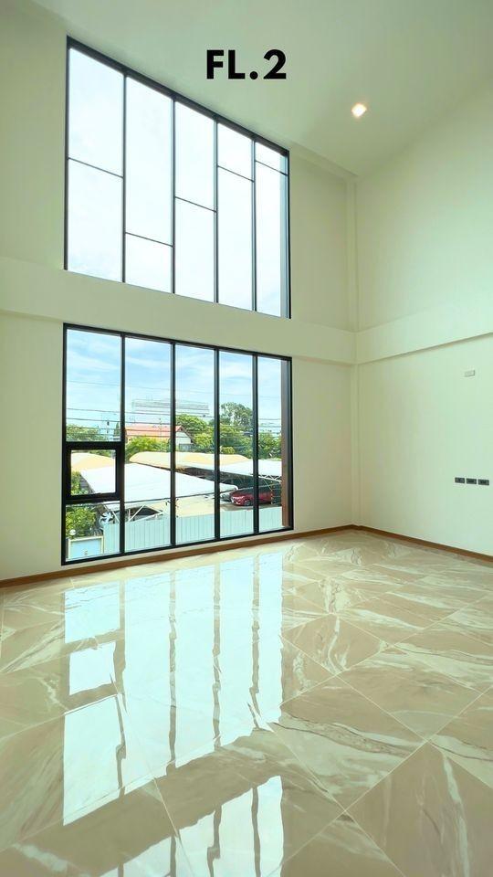 ให้เช่าและขายโฮมออฟฟิศ3.5ชั้นย่านนาคนิวาส ลาดพร้าว71 โชคชัย4 โฮมออฟฟิศสร้างใหม่