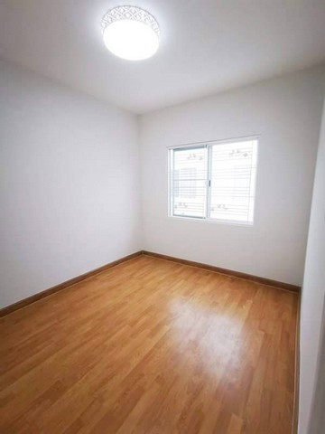 ขายทาวน์เฮ้าส์ 2 ชั้น บ้านอารียาเดอะคัลเลอร์สเฟส3 ใกล้แฟชั่นไอส์แลนด์