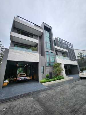 U68P ขาย 95E1 ไนน์ตี้ไฟว์ อีสต์วัน  Ultra Luxury Residence ซอยโยธินพัฒนา 3 เลียบด่วนเอกมัย-รามอินทรา