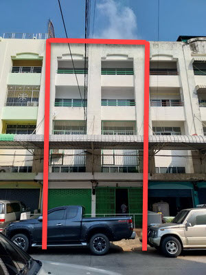 L#97890 (L080661)อาคารพาณิชย์  4.5  ชั้น   เนื้อที่  32  ตร.ว.    ถนนพหลโยธิน  ตำบลคลองหนึ่ง  อำเภอคลองหลวง  จังหวัดปทุมธานี    5  ห้องนอน , 4  ห้องน้ำ , จอดรถ  3  คัน , แอร์ 1  เครื่อง    สถานที่ใกล้เคียง- ใกล้นิคมอุตสาหกรรมนวนคร    - ใกล้โรงพยาบาลธรรมศาสตร์    - ใกล้มหาวิทยาลัยธรรมศาสตร์            ERA DATA CENTERERA พร็อพเพอร์ตี้ เน็ทเวิร์ค จำกัด021089895083-499-3410www.erathai.com