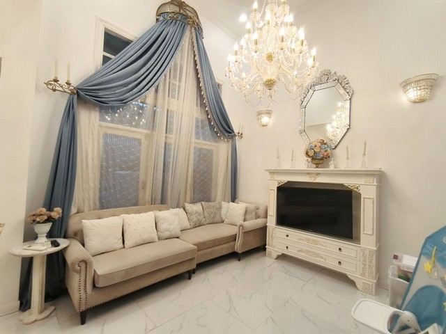 ขายทาวน์โฮม4ชั้นย่านเลียบด่วนลาดพร้าวประดิษฐ์มนูญธรรม หมู่บ้านคริสตัลวิลล์