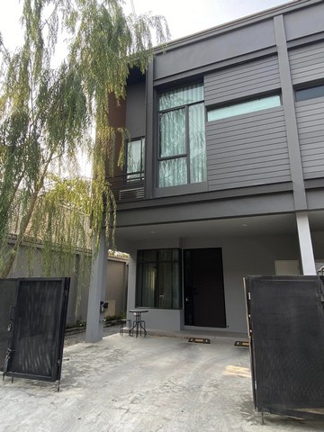 ให้เช่าทาวน์โฮม 2 ชั้นหลังมุม 2 นอน โครงการเวิร์ฟ พระราม 9 VERVE Rama 9 เลียบวงแหวน กรุงเทพกรีฑาตัดใหม่ *** เลี้ยงสัตว์ได้  