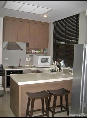 ให้เช่าบ้านเดี่ยวพร้อมพัฒน์ วงแหวนพระราม9 บ้านหลังมุม เช่าพร้อมเฟอร์นิเจอร์ครบพร้อมอยู่ ใกล้ ARL-สถานีทับช้าง ใกล้โรงเรียนสารสาน์วิเทศน์ร่มเกล้าติดต่อ อรัชพร 081-4-888-799Line id:house169ราคาเช่า  35,000บาท/เดือนประกัน   2เดือนล่วงหน้า  1เดือนยินดีรับสัตว์เลี้ยงจดทะเบียนบริษัทได้รายละเอียดบ้านบ้านเดี่ยว 2ชั้นหลังมุม พื้นที่ 48.2ตารางวา เนื้อที่ใช้สอย 160 ตารางเมตร-3 ห้องนอน-3 ห้องน้