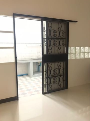 S2473 ให้เช่าทาวน์โฮม 3 ชั้น หมู่บ้านเกตุนุติเชอมีเน่ ลาดพร้าว 87 ใกล้เลียบด่วน