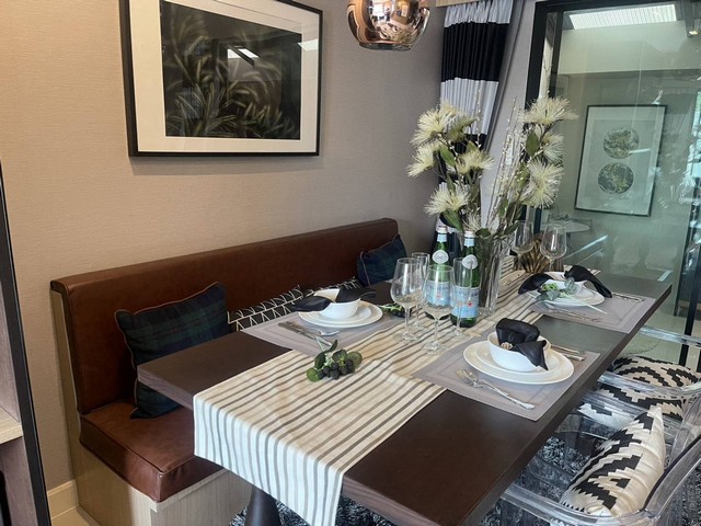 ทาวน์เฮ้าส์ เดอะ คอนเนค รังสิต-คลอง 2 ซอยหมู่บ้านฟ้ารังสิตคลอง 2 ต.คลองสอง อ.คลองหลวง ปทุมธานี 4 นอน 3790000 บาท. ใกล้กับ ฟิวเจอร์ปาร์ค รังสิต โครตคุ้ม บ้านหลังมุม, เป็นบ้านตัวอย่างตกแต่งสวย, พร้อมอยู่, อยู่ซอยต้นๆ