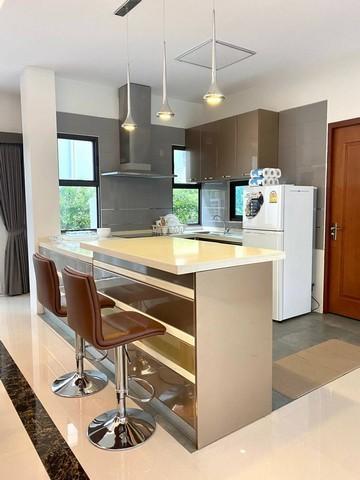 ให้เช่าบ้านเดี่ยวย่านพระราม9พร้อมสระว่ายน้ำส่วนตัว ใกล้Airport linkสถานีหัวหมาก