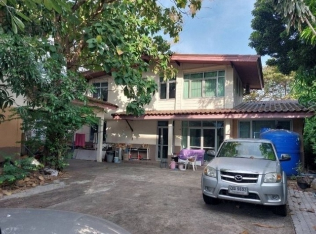 WW205AB ขาย บ้านพร้อมที่ดิน ซอยลาดพร้าว107 แยก 27 #ใกล้เดอะมอลล์บางกะปิ 