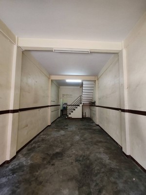 ให้เช่าตึกแถว!!! ติวานนท์ 38 อาคารพาณิชย์ 3 ชั้นครึ่ง 1 คูหา 15 ตร.ว. ปากซอยทานสัมฤทธิ์