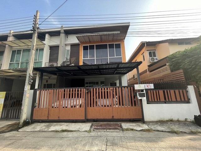 EPL-HS1025 ขายบ้าน 2 ชั้น ใกล้เลียบด่วน ซอยลาดพร้าว 83 เนื้อที่ 31.4 ตรว.3 ห้องนอน 3 ห้องน้ำ แอร์ใหม่ 4 ตัว ใกล้ Big C ลาดพร้าว 