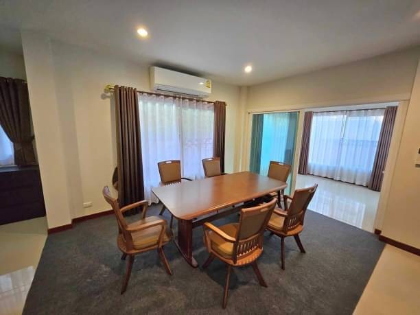 บ้านสวย สภาพใหม่ ขาย 5.5 ล้าน 81 ตรว. บ้านเดี่ยว 2 ชั้น วรารมย์ เจริญเมือง ต้นเปา สันกำแพง เฟอร์นิเจอร์ครบ หิ้วกระเป๋าพร้อมเข้าอยู่ได้เลย