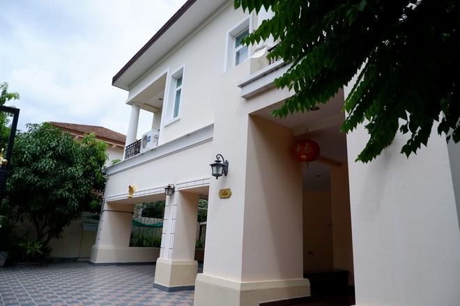 ขายบ้านเดี่ยว หมู่บ้าน ณ อุทยาน ถนนอักษะ  พุทธมณฑลสาย 3 เนื้อที่ 140 ตรว มี 4 นอน 6 น้ำ