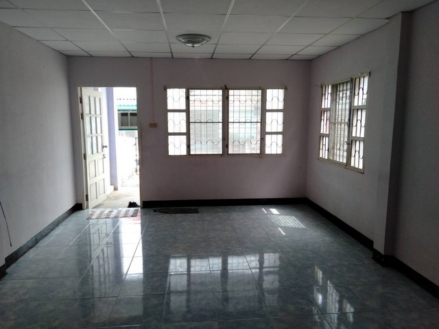 ขายทาวน์เฮ้าส์ หมู่บ้านพระปิ่น 2 แฝด 2 หลังติดกัน ศาลาธรรมสพน์ ทวีวัฒนา กรุงเทพมหานคร