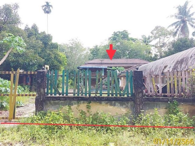 รายละเอียดเพิ่มเติม Code ID : PKK02-08323  ราคาขาย  2,902,000 บาท- ขนาดพื้นที่ :   378.90 ตร.ว- พื้นที่ใช้สอย :  206.25 ตร.ม. - จำนวนห้อง :   4 ห้องนอน 4 ห้องน้ำ - ที่จอดรถ :    1   คัน- บ้านหันทางทิศ : - พิกัดทรัพย์ : https://maps.app.goo.gl/wV2JhBrwM6kVvETJ6    สถานที่ใกล้เคียง- ใกล้โรงพยาบาลพรหมคีรี- ใกล้โลตัส โกเฟรช พรหมคีรี - ใกล้ CP Freshmart พรหมคีรี-พรหมโลก- ใกล้999 มินิมาร์ท   สอบถามเพิ่มเติม/นัดชมโทร. 097-419-5982(พลอย)โทร. 096-932-4624(ออมสิน)Line : @panaya (มี@ด้านหน้า)ป�