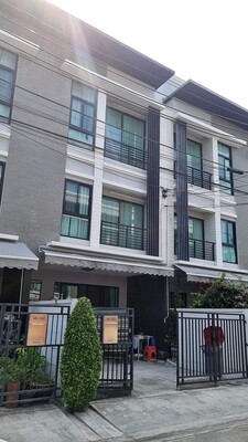 WW182C ขาย ทาวน์โฮม 3 ชั้น บ้านกลางเมือง พระราม9-รามคำแหง (รามคำแหง39) (วัดเทพลีลา) เขตวังทองหลาง