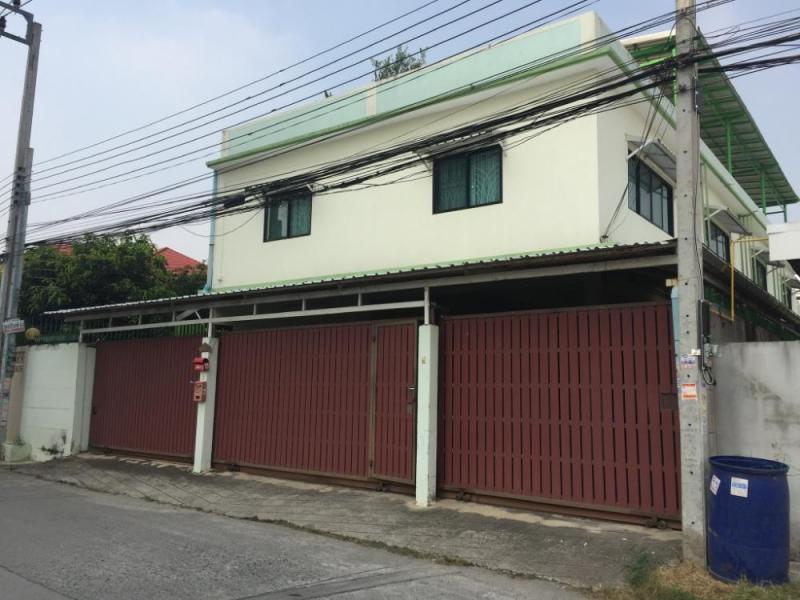 ให้เช่าทาวน์โฮม พื้นที่ใช้สอย 115 ตารางเมตร 2 ห้องนอน 2 ห้องน้ำ สุขุมวิท107 แบริ่ง19 ใกล้สถานี BTS แบริ่ง