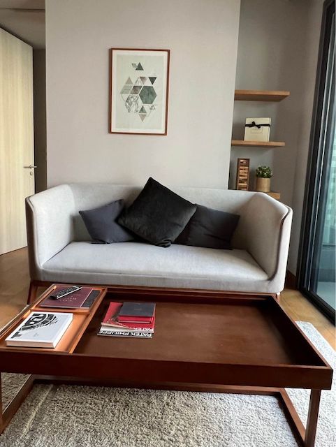 The Lumpini 24 nice spacious private 12th floor BTS Phrom Phong