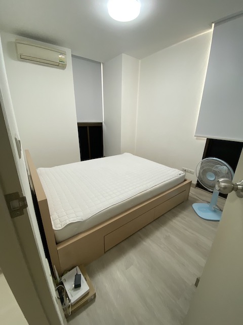 Ideo Mix Sukhumvit 103, nice, private, safe, 9th floor, BTS Udomsuk.***Service for selling/renting houses, condos and giving advice. If interested, contact at any time***Interested in additional details or pictures or making an appointment to see the room?Contact Ekachai (Aui)T. 089-799-5598Line ID: @auiauiaui001 (add @ in front too) (Agent Post)-------------------------------------------------- -------------Room type: 1 bedroom, 1 bathroomSize 32.8 sq m., 9th floor, Building ANew, clean room, beautifully decorated, ready to move in.details-------------------------------------------------- ------------Rental price: 12,000 baht per month-------------------------------------------------- ------------*Facilities worth using- Swimming pool (with Spa pool)– Fitness– Security guard, project CCTV, Key Card door– Garden (and resting pavilion)-------------------------------------------------- ------------*Nearby important places (Based on information from Google Map)1. Central Bangna Depa