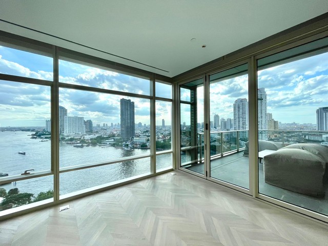 Four Seasons Private Residences Condo for SALE, near BTS Saphan Taksin